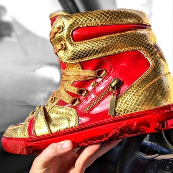 Bright Red Shiny Gold Shoes Runners Sneakers - Picture 4 of 4